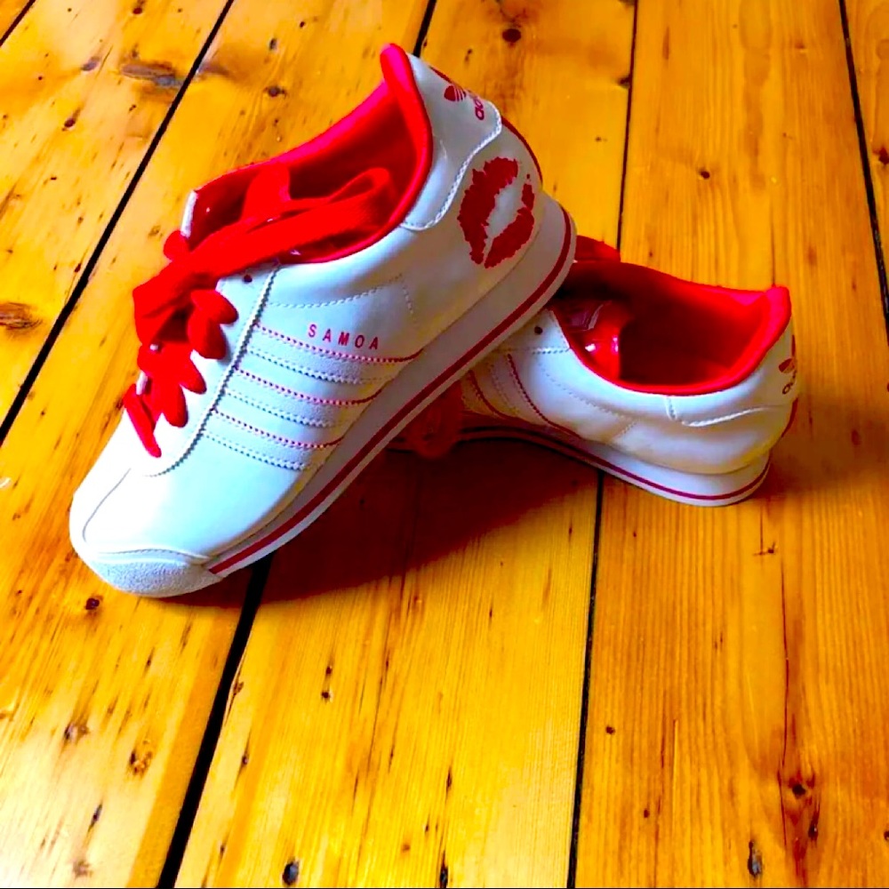 Women’s Samoa Adidas
